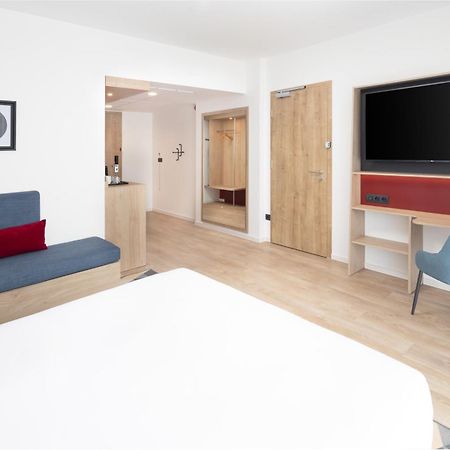 Hampton By Hilton Târgu-Mureş Buitenkant foto