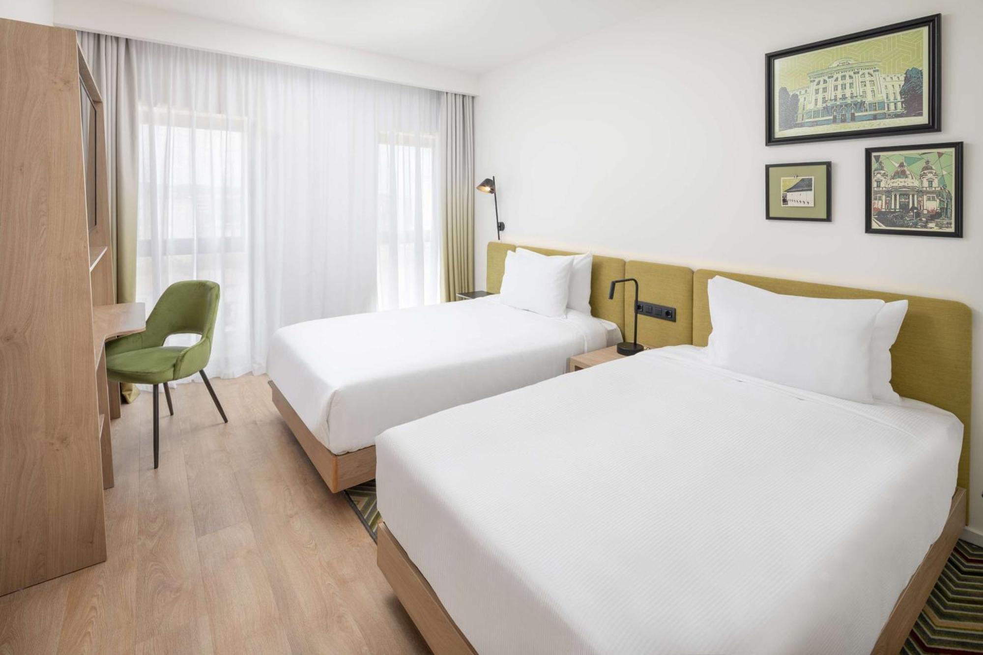 Hampton By Hilton Târgu-Mureş Buitenkant foto