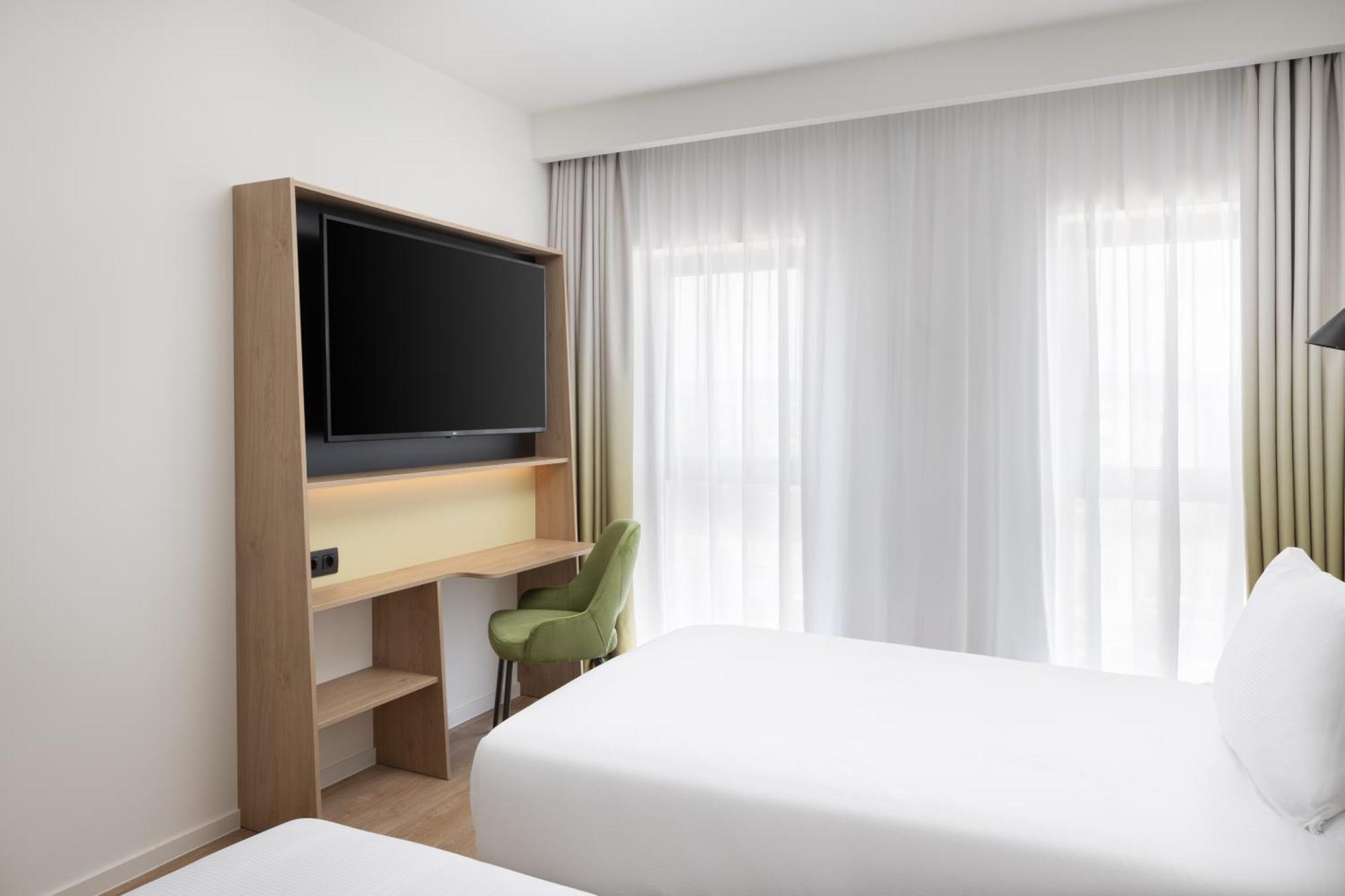 Hampton By Hilton Târgu-Mureş Buitenkant foto